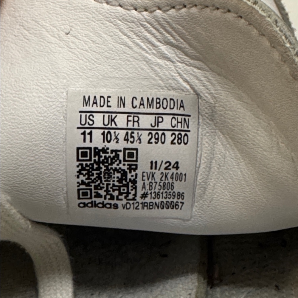 Adidas Samba White Leather Sneakers - Picture 2 of 5